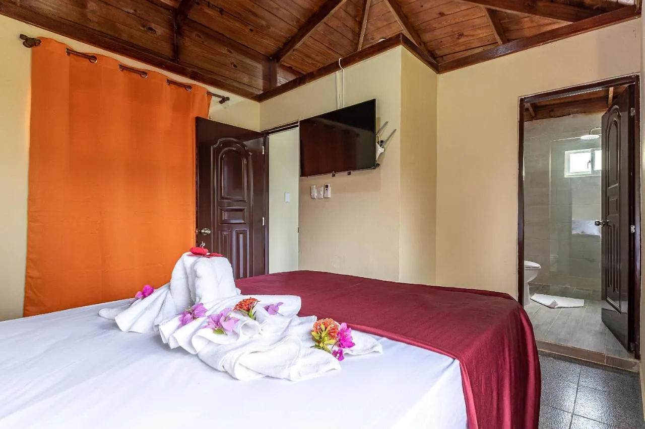 לאס טרנאס Hotel Turistico Marian