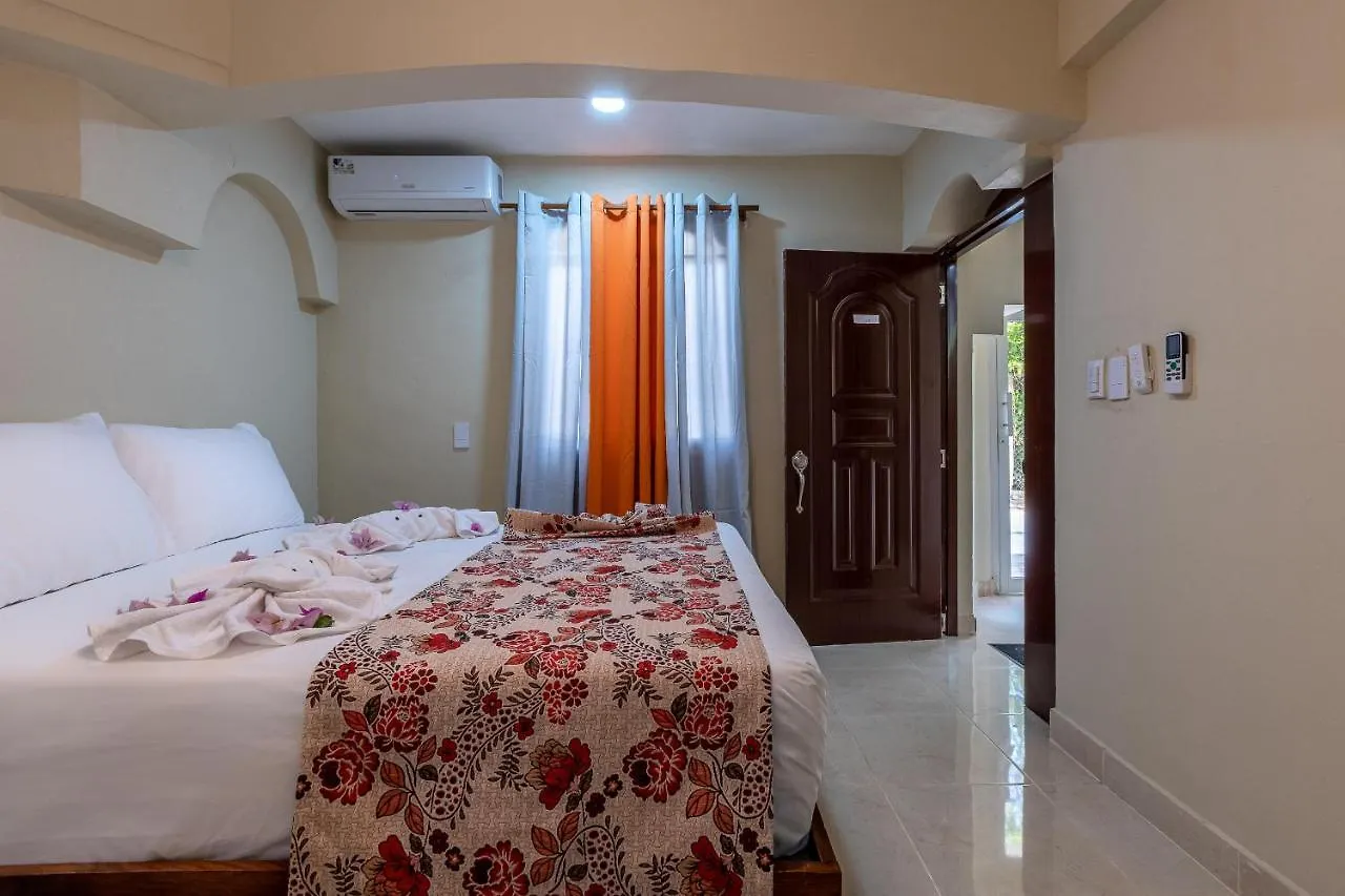 לאס טרנאס Hotel Turistico Marian 0*, לאס טרנאס הרפובליקה הדומיניקנית