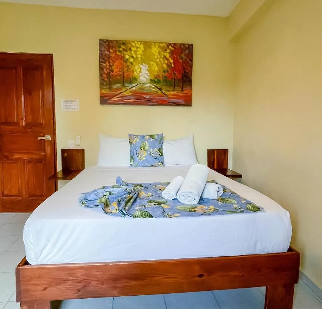 Hotel Turistico Marian Las Terrenas